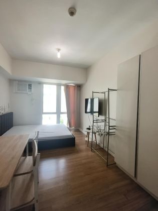 Solinea Condo inside Cebu Business Park Ayala Cebu for Rent