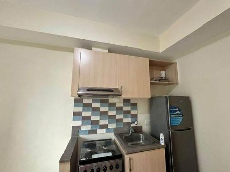 Semi Furnished Studio for Rent in The Grove By Rockwell Pasig