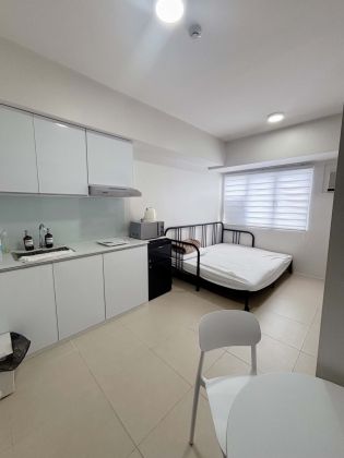 For Rent Fully Furnished Studio Unit in Avida Towers Sola Vertis