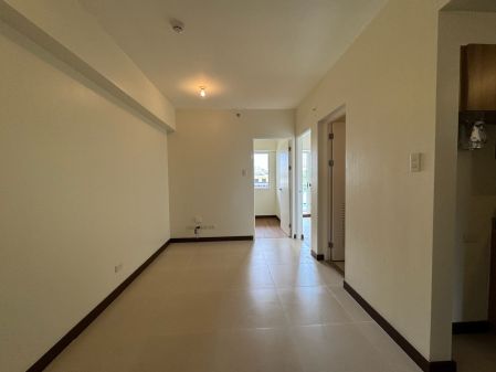 For Rent  Unfurnished 2 Bedroom Unit in Fairlane Residences