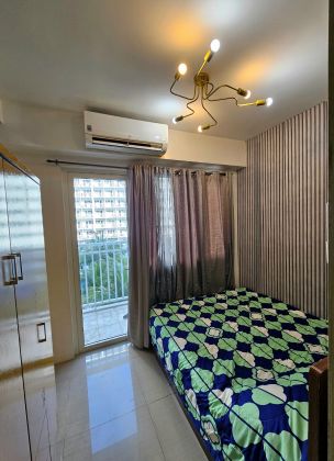 Fully Furnished 1 Bedroom Unit at Shore Residences for Rent