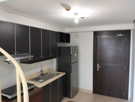 Fully Furnished 1 Bedroom Unit at The Fort Residences for Rent