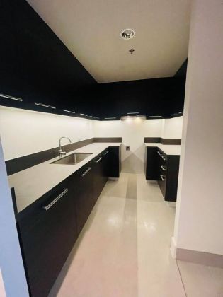 Unfurnished 1 Bedroom Unit at Proscenium at Rockwell for Rent