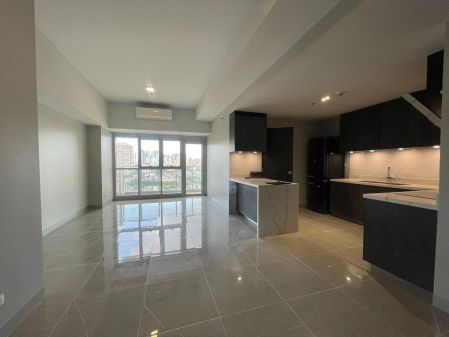 For Lease 3 Bedroom Uptown Arts Bgc near Uptown Mall and St Lukes
