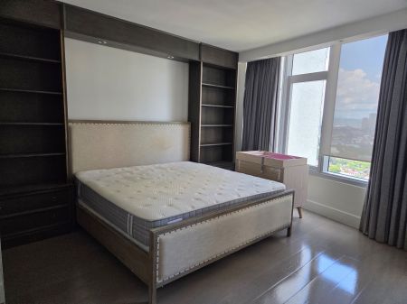 Semi Furnished 3 Bedroom Unit at Proscenium at Rockwell