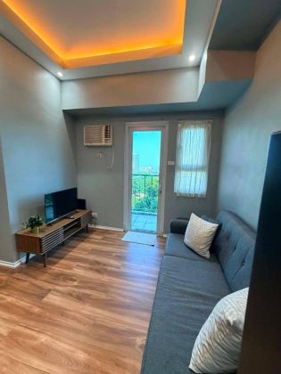 Fully Furnished 1 Bedroom Unit at Trion Towers for Rent