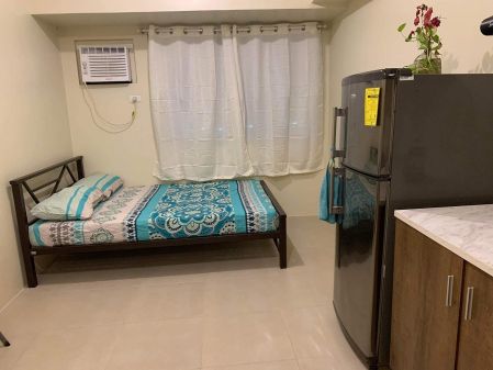 Spacious Furnished Studio Unit At AVIDA TOWERS ONE UNION PLACE AR