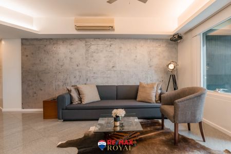 Fully Furnished 2BR for Rent in One Rockwell Makati City