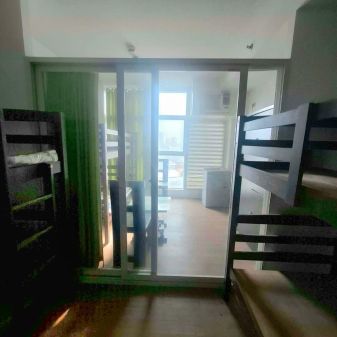 Furnished 1 Bedroom good for 6 persons for Rent in the Linear