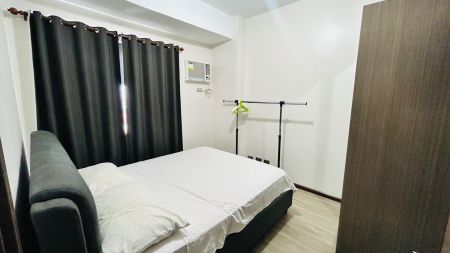 1 Bedroom Fully Furnished with City Sea View