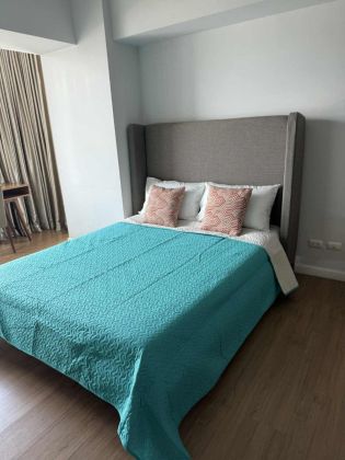 For Lease Studio in Two Serendra