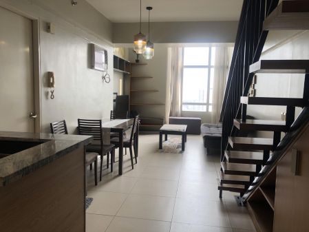 Fully Furnished 1 Bedroom Loft Unit at The Columns At Legaspi Vil