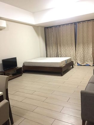 Furnished Studio for Rent Three Central Makati