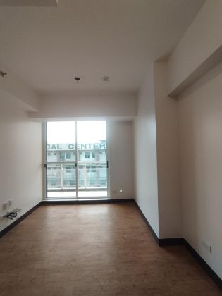 1 Bedroom Bare in Allegra Garden Place Pasig City near C5