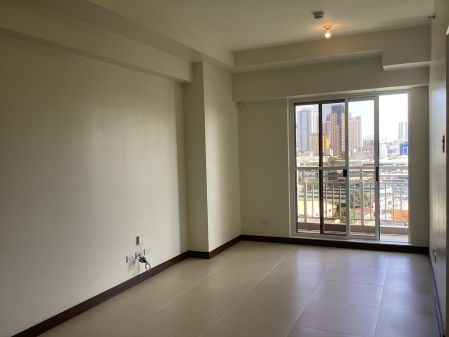 Unfurnished 2 Bedroom Unit at Fairlane Residences for Rent