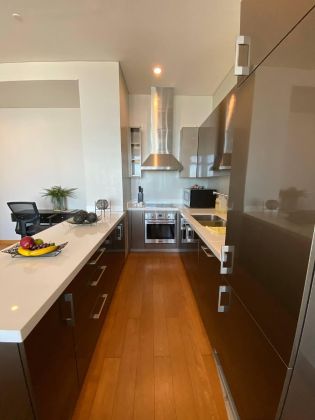 1BR in Trump Tower Makati City 97sqm