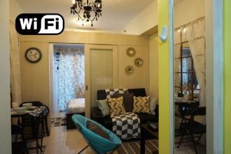 Fully Furnished 1BR in Jazz with WIFI CableTV Skyline Pool View