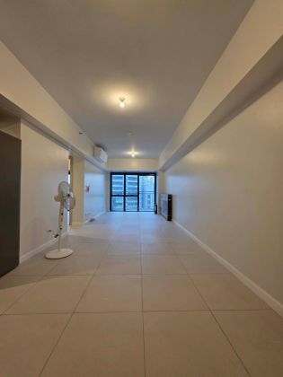 Semi Furnished Gentry Residences 2BR Unit with 1 Parking