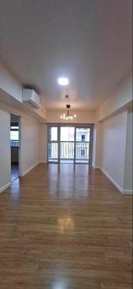 Semi Furnished 3 Bedroom Unit at One Maridien for Rent