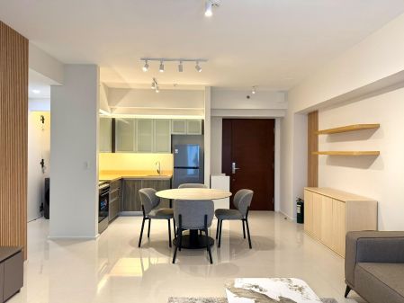 Fully Furnished 1 Bedroom Unit at Arya Residences for Rent
