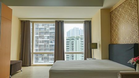 For Lease  Studio Unit at Two Central Salcedo Village Makati
