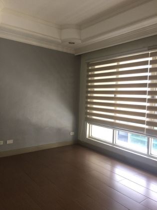 Semi Furnished 2 Bedroom for Lease in Two Salcedo