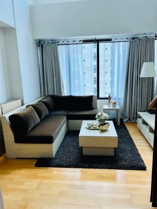 For Rent 1BR Loft Type in One Rockwell Makati 
