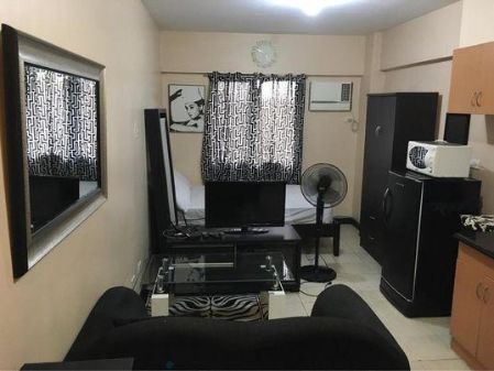 For Lease Studio Unit Condo in Cypress Towers Taguig City