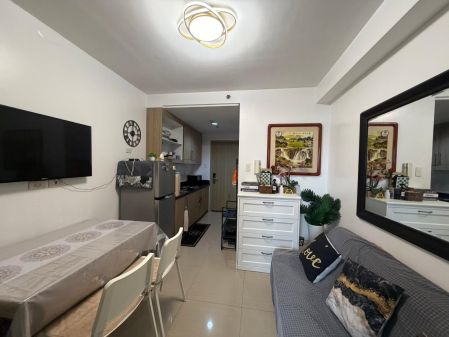 Nicely Furnished Shore Residences 1BR witn Balcony near MOA Airpo