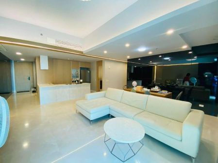143 sqm 2 Bedroom Fully Furnished Grand Hyatt Residences South