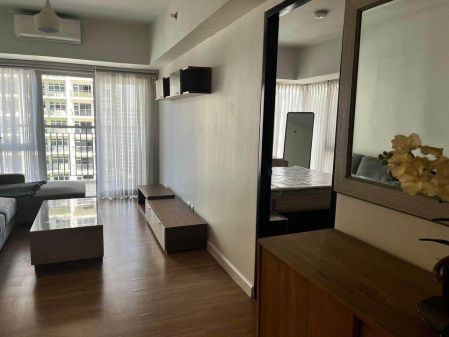 Two Maridien 1 Bedroom for Rent in International School Manila