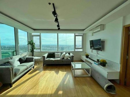 Fully Furnished 3 Bedroom Unit for Rent at Park Terraces Makati