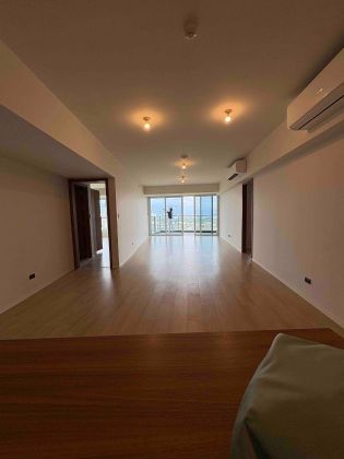 Semi Furnished 2 Bedroom Unit at Shang Residences at Wack Wack
