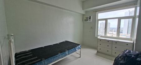 Semi Furnished Studio Unit at Vista Taft for Rent