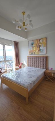 Fully Furnished 1 Bedroom Unit at Times Square West for Rent
