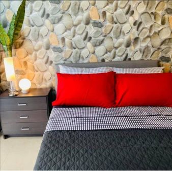 2 Bedroom for Rent in Uptown Ritz BGC