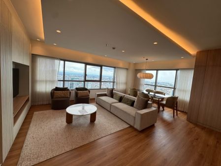 Renovated 3 Bedroom Unit in San Lorenzo Tower the Residences