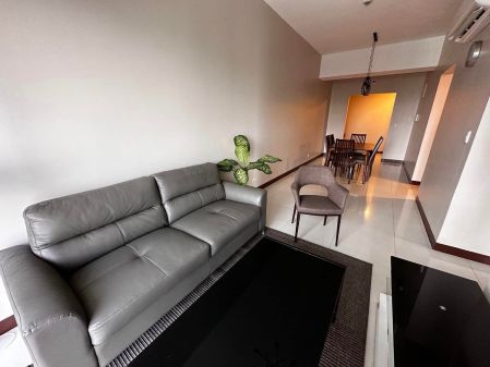 Fully Furnished 2 Bedroom for Rent in Uptown Ritz BGC