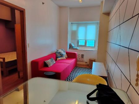 1 Bedroom Fully Furnished unit for rent in Eton Tower Makati