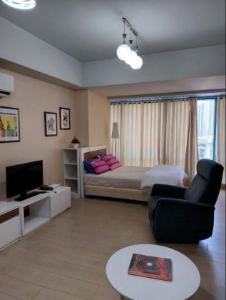 Semi Furnished Studio Unit in Two Central  Makati