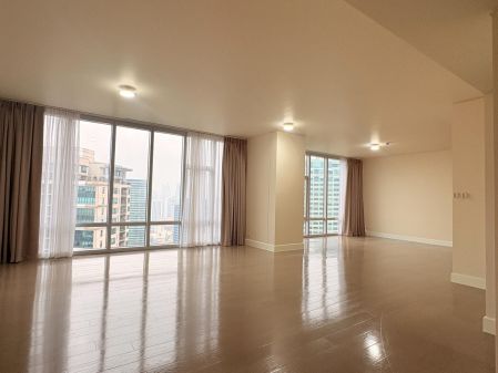 For lease  4BR with 3 Parking slots at Lorraine Tower Proscenium 