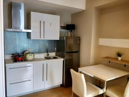 Fully Furnished 1BR Unit with Ready Installed Wifi for Rent