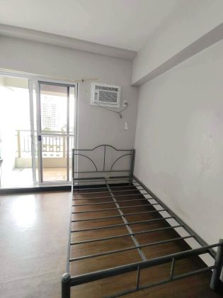  Studio Semi Furnished for Rent at La Verti Residences 