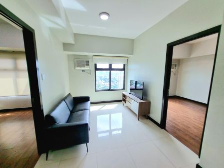 Semi Furnished 2 Bedroom for Rent in Magnolia Residences QC