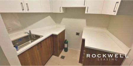 2BR Condo for Rent in The Vantage at Kapitolyo with Parking