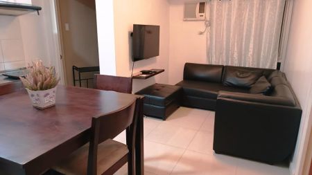Fully Furnished Condo Unit 1BR at Avida Towers Makati West