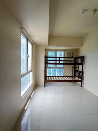 MONTANE27XXT1 For Rent Fully Furnished 2BR Unit at The Montane