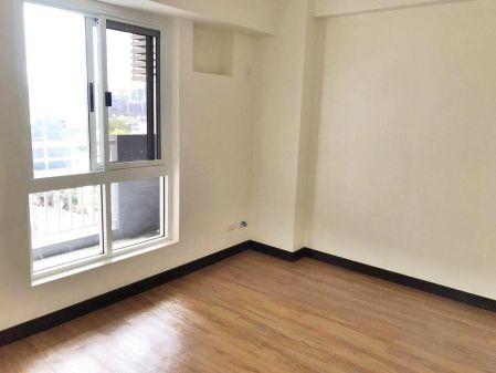 DMCI Lumiere Residences North Tower 2BR for Rent