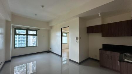 Unfurnished 1 Bedroom in The Magnolia Residences QC