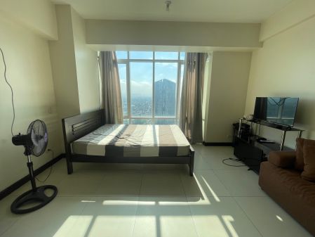 Fully Furnished Studio for Rent Two Serendra Aston 